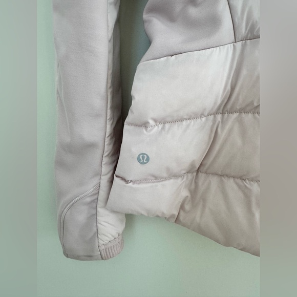 Lululemon Down For It All Jacket in Porcelain Pink size 6 - Picture 11 of 15